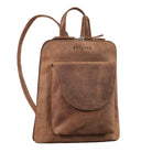 Kleiner Lederrucksack braun aus der schrägen Frontalperspektive