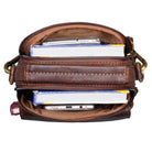 Kleine braune Schultertasche im Vintage-Look